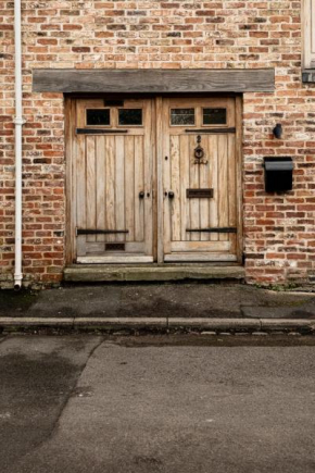 The Coach House - Beautiful Home in Cheltenham!